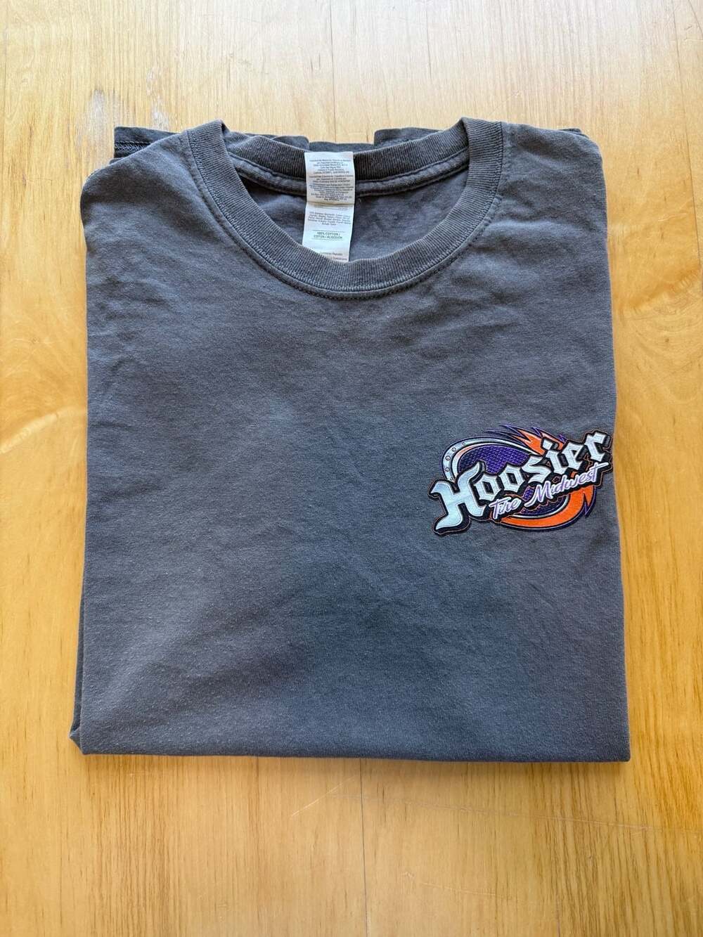 Gildan Hoosier Tire The Midwest Size L Graphic T Shirt Gray
